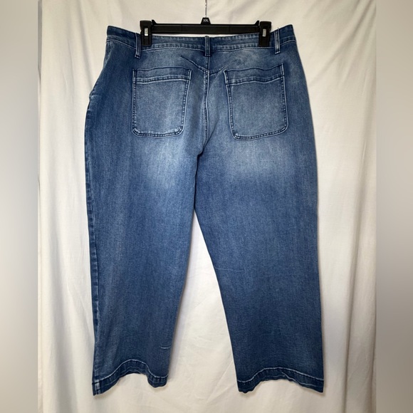 Flamingals Barrel Jeans - Picture 2 of 5